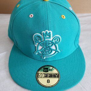 MISHKA MNWKA BEAR MOP FITTED HAT size 8